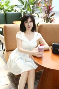 版主推荐个人丰乳翘臀小姐姐